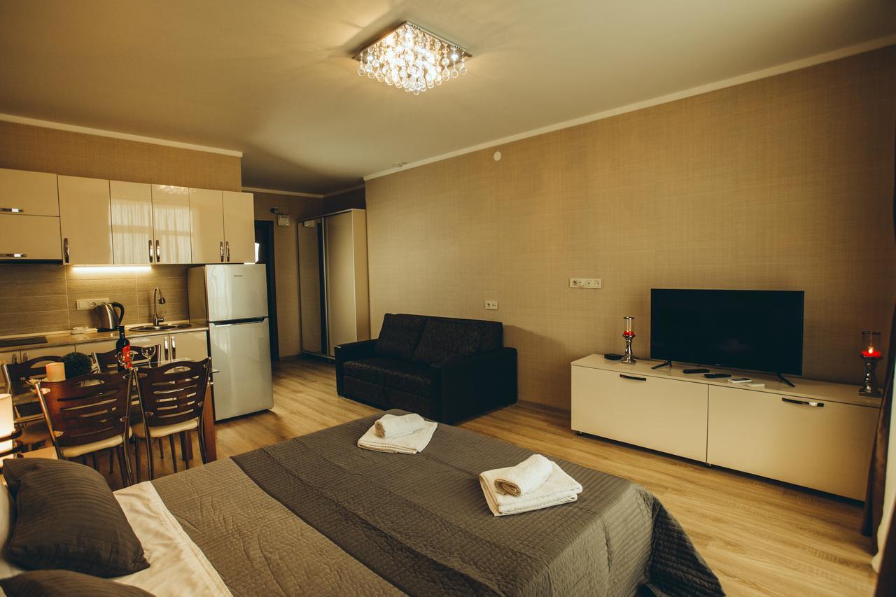 Sea Towers Suite Батуми Екстериор снимка